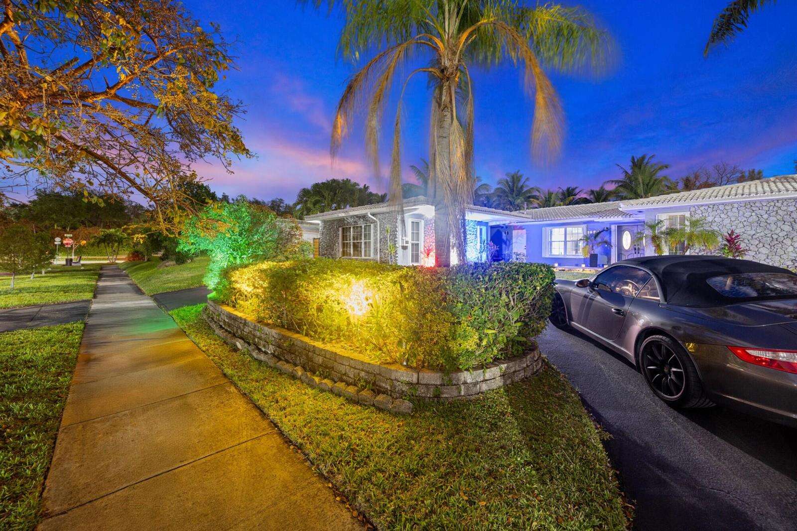 19885 22nd, Miami, FL 33180 - For Sale photo 71
