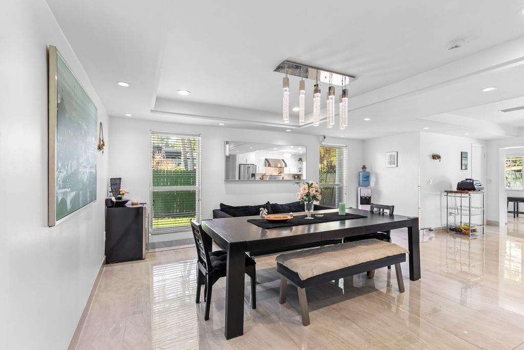 19885 22nd, Miami, FL 33180 - For Sale photo 10