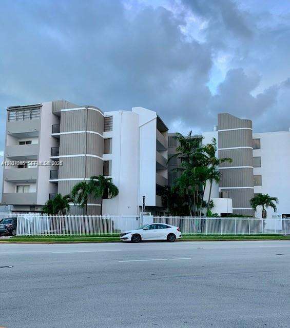 2000 Biarritz Dr, Miami Beach, FL 33141 - For Sale photo 1