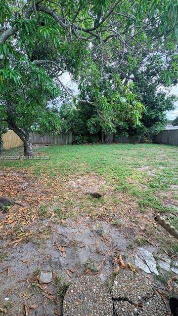 6833 20th St, Miramar, FL 33023 - For Sale photo 3