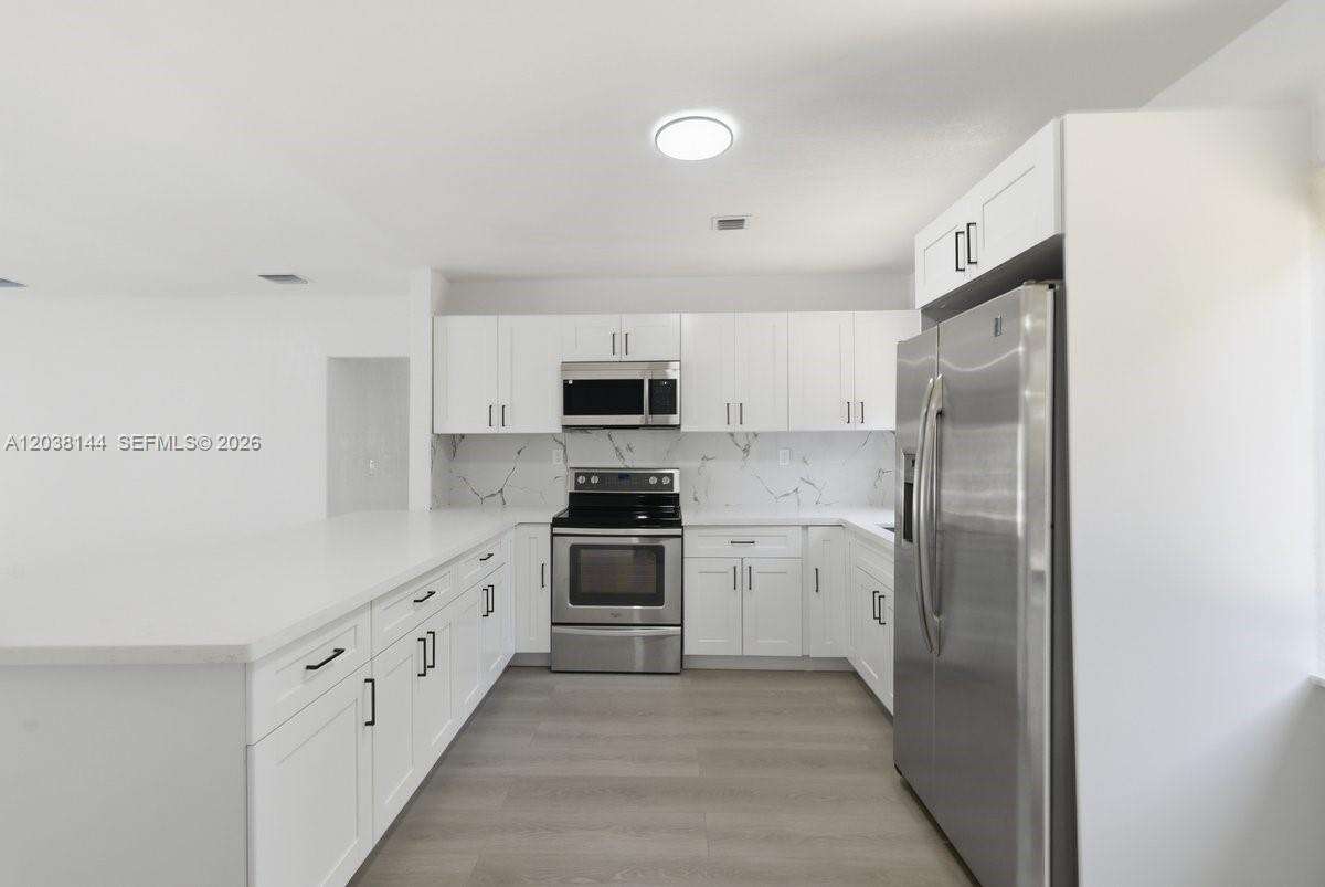 1480 150th St, Miami, FL 33161 - For Sale photo 11