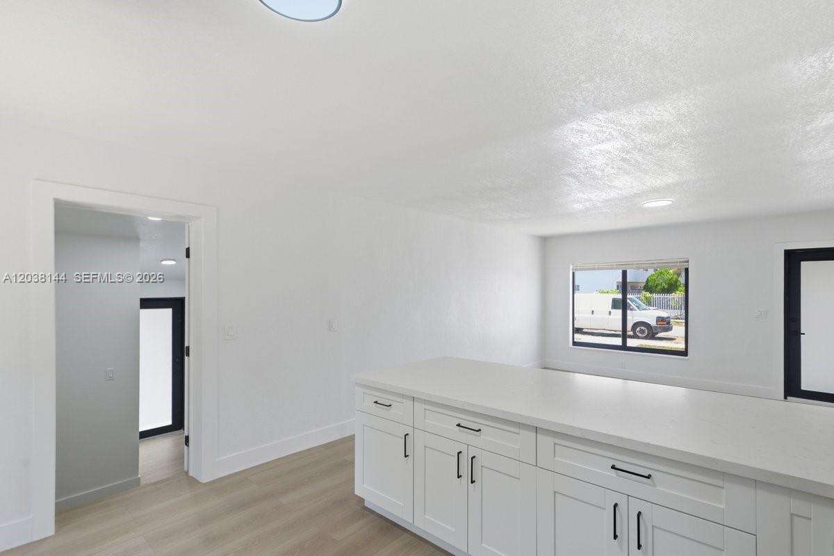 1480 150th St, Miami, FL 33161 - For Sale photo 12