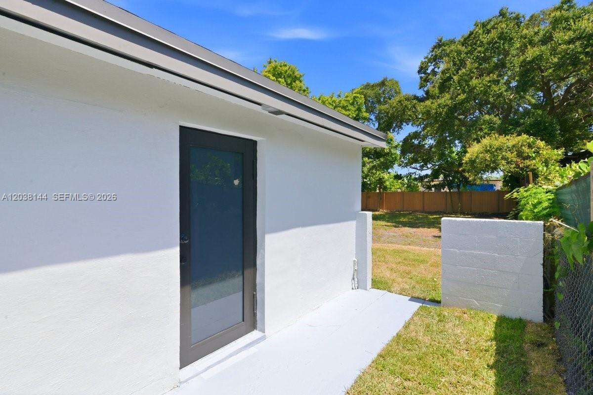 1480 150th St, Miami, FL 33161 - For Sale photo 24