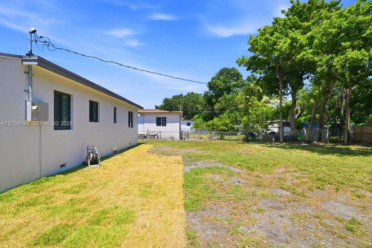 1480 150th St, Miami, FL 33161 - For Sale photo 26