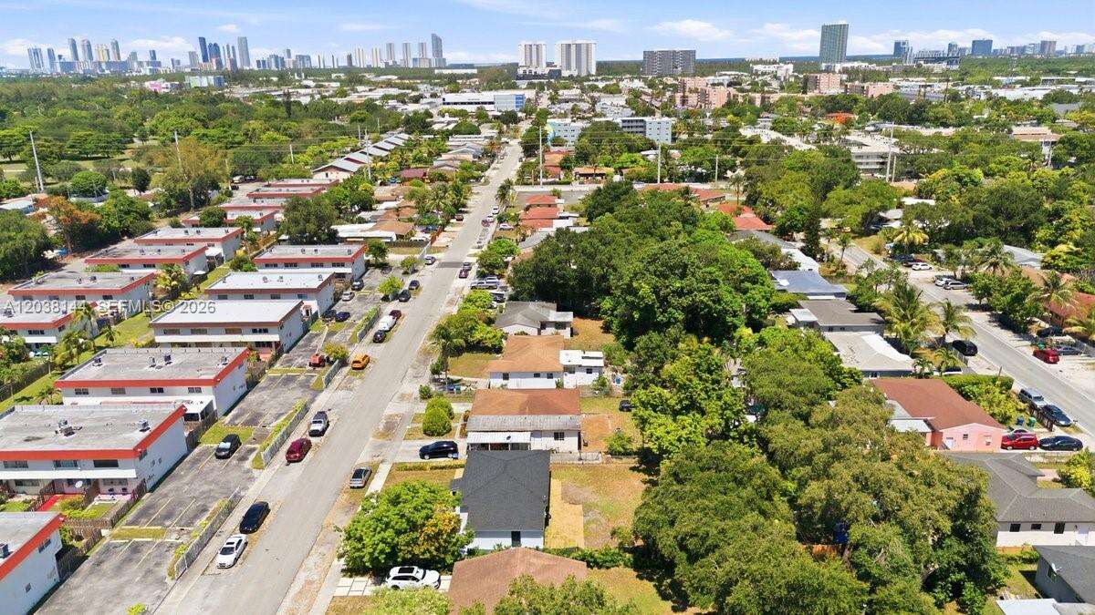 1480 150th St, Miami, FL 33161 - For Sale photo 30