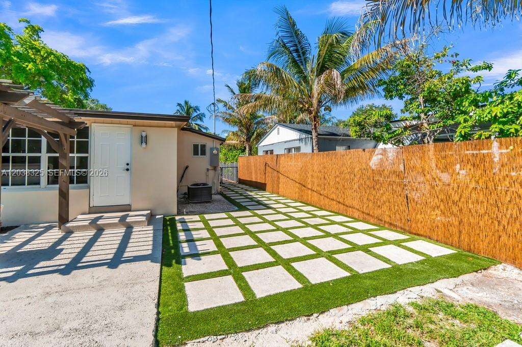 831 128th St, North Miami, FL 33161 - For Sale photo 40
