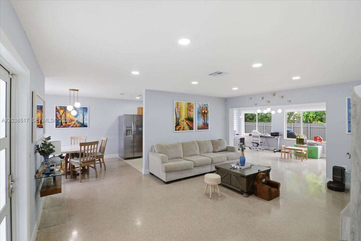 8211 12th St, Pembroke Pines, FL 33024 - For Sale photo 18