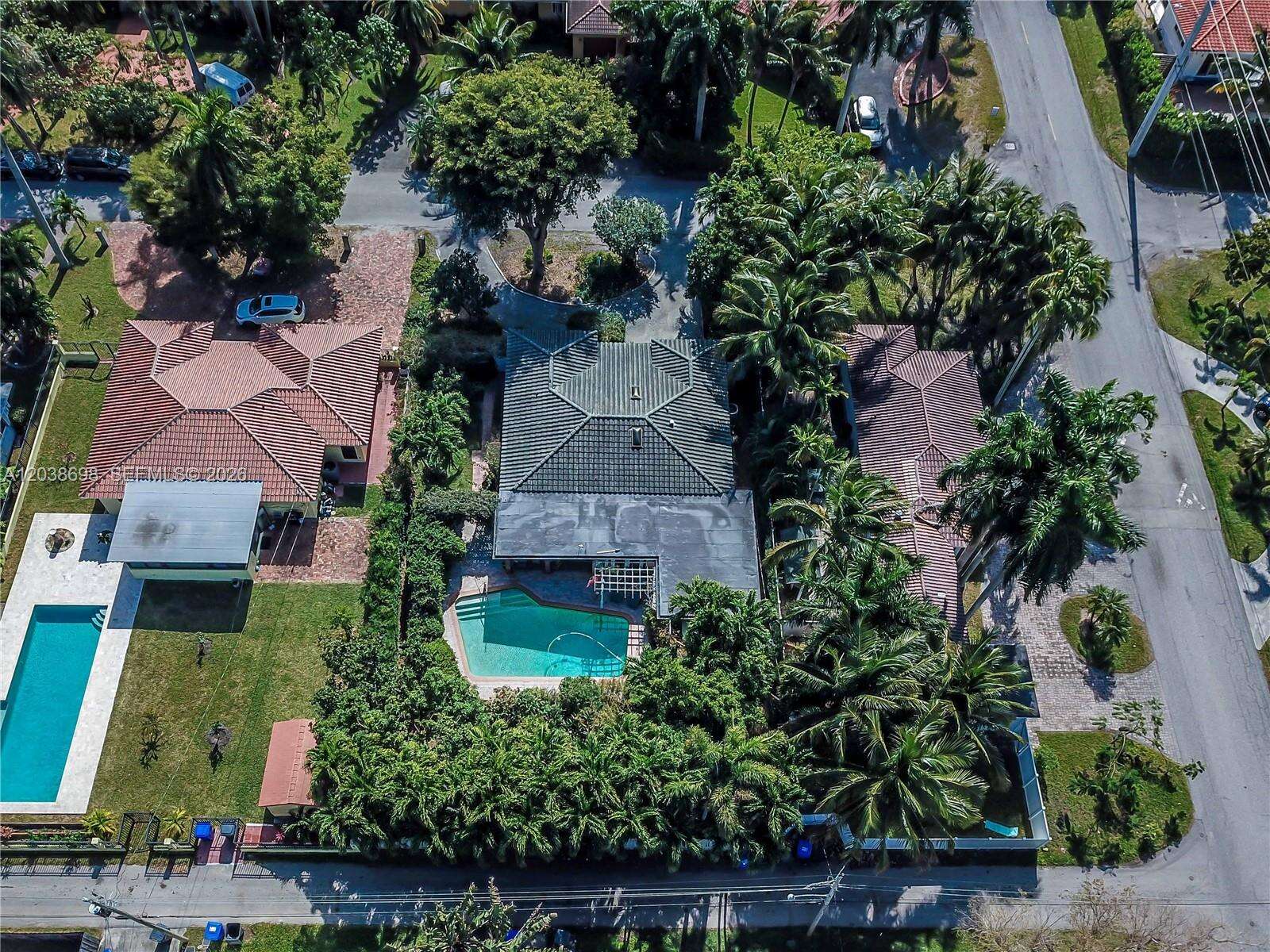 1251 Buchanan St, Hollywood, FL 33019 - For Sale photo 34