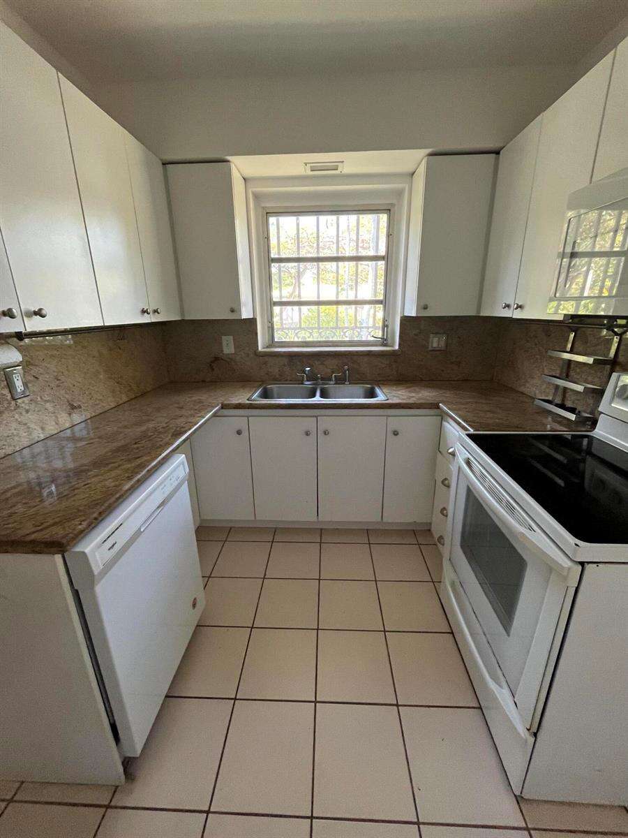 175 25th, Miami, FL 33129 - For Sale photo 8