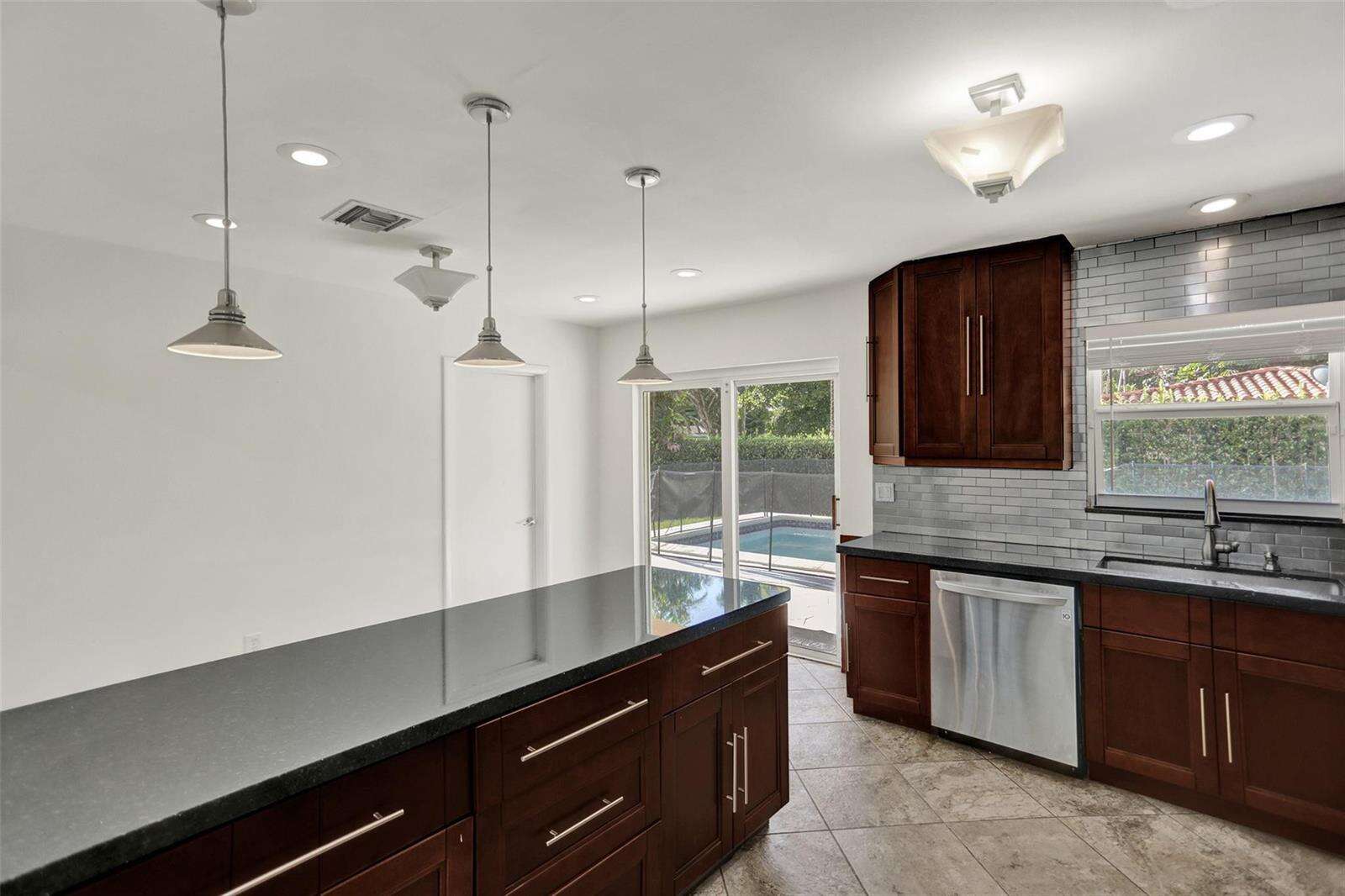 30 139th, Miami, FL 33161 - For Sale photo 21