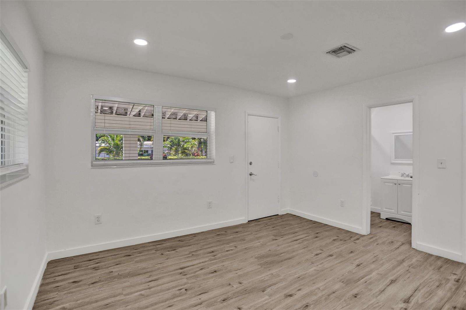 30 139th, Miami, FL 33161 - For Sale photo 26