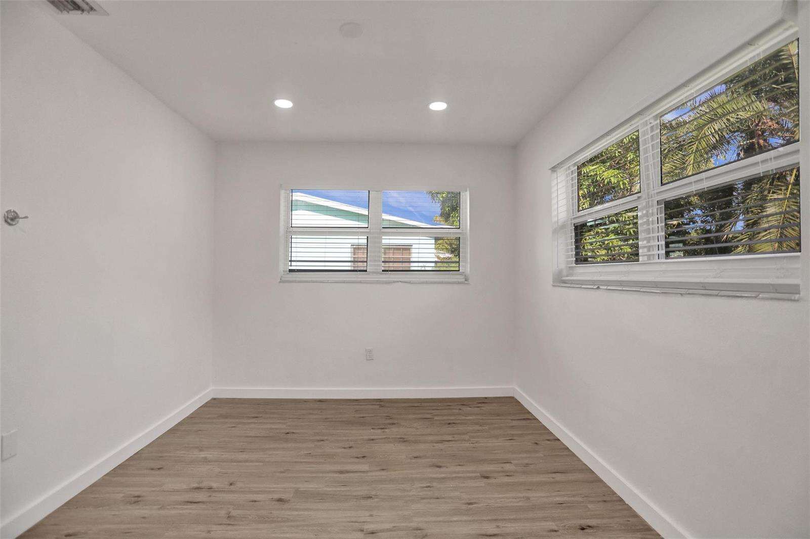 30 139th, Miami, FL 33161 - For Sale photo 38