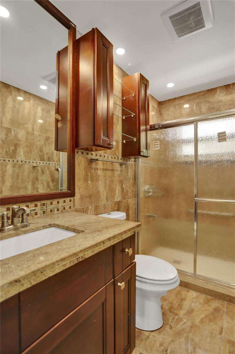 30 139th, Miami, FL 33161 - For Sale photo 43