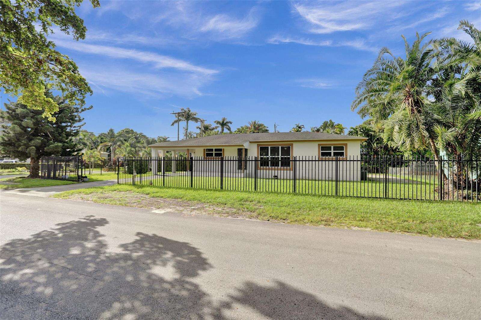 30 139th, Miami, FL 33161 - For Sale photo 67