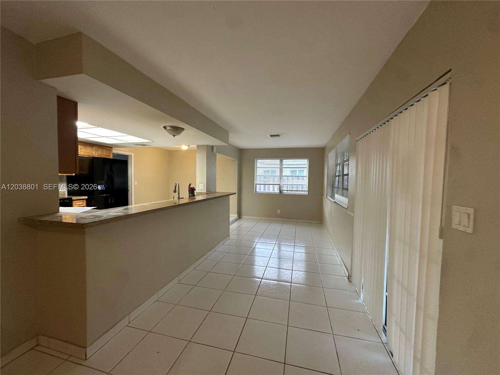 2121 52nd Ave, Hollywood, FL 33021 - Pending Sale photo 3