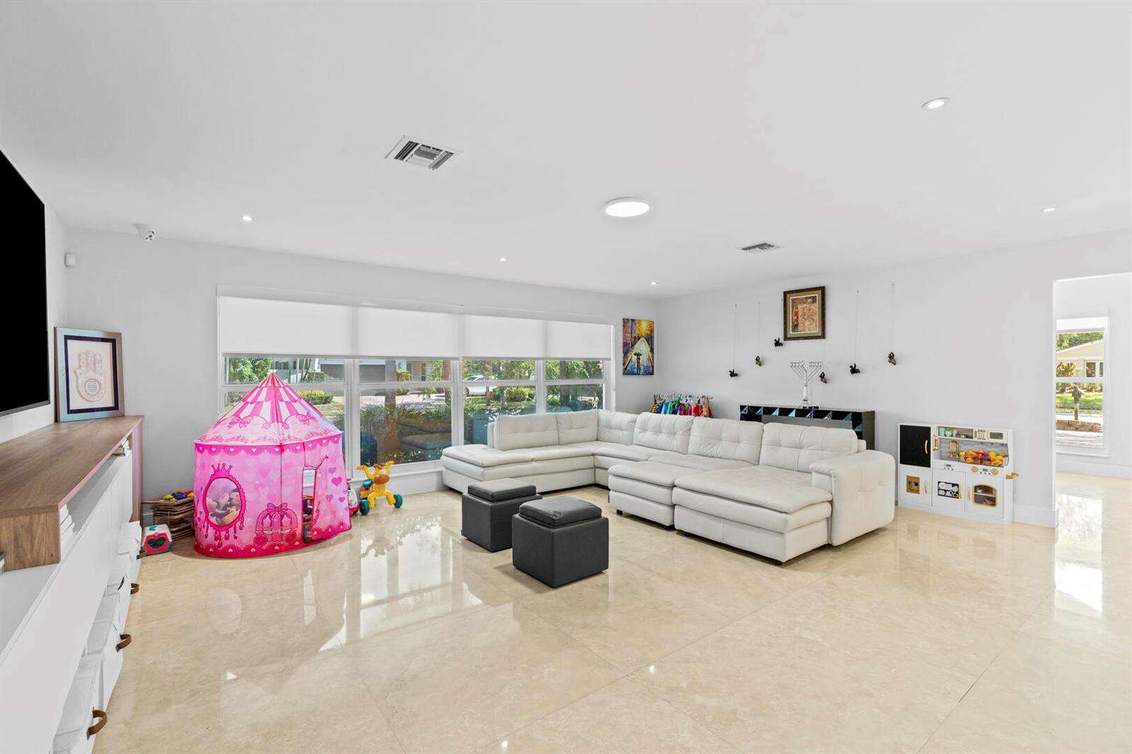 3870 31st, Hollywood, FL 33021 - For Sale photo 13