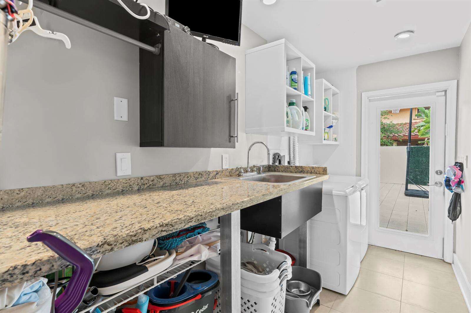 3870 31st, Hollywood, FL 33021 - For Sale photo 38