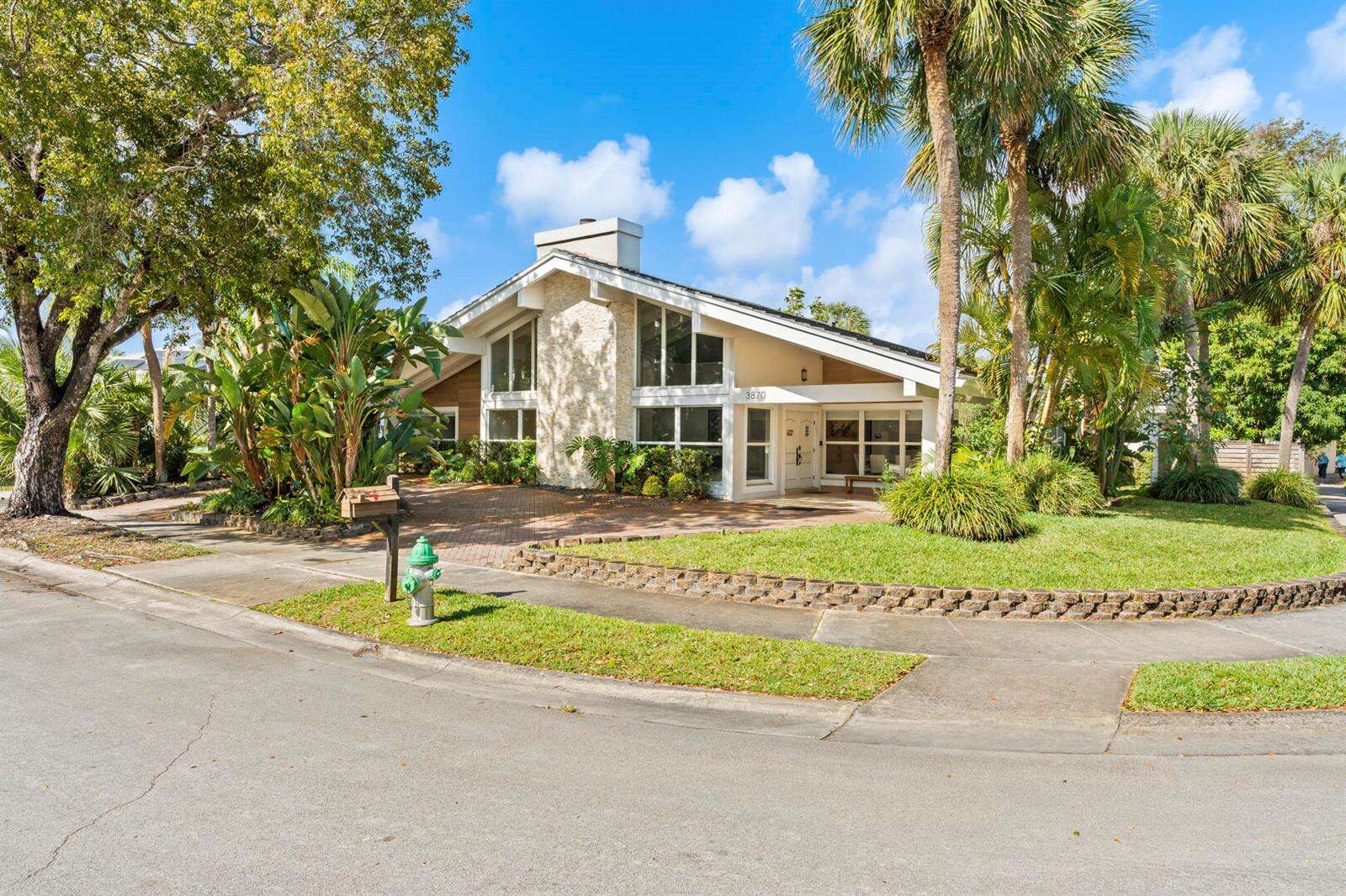 3870 31st, Hollywood, FL 33021 - For Sale photo 46