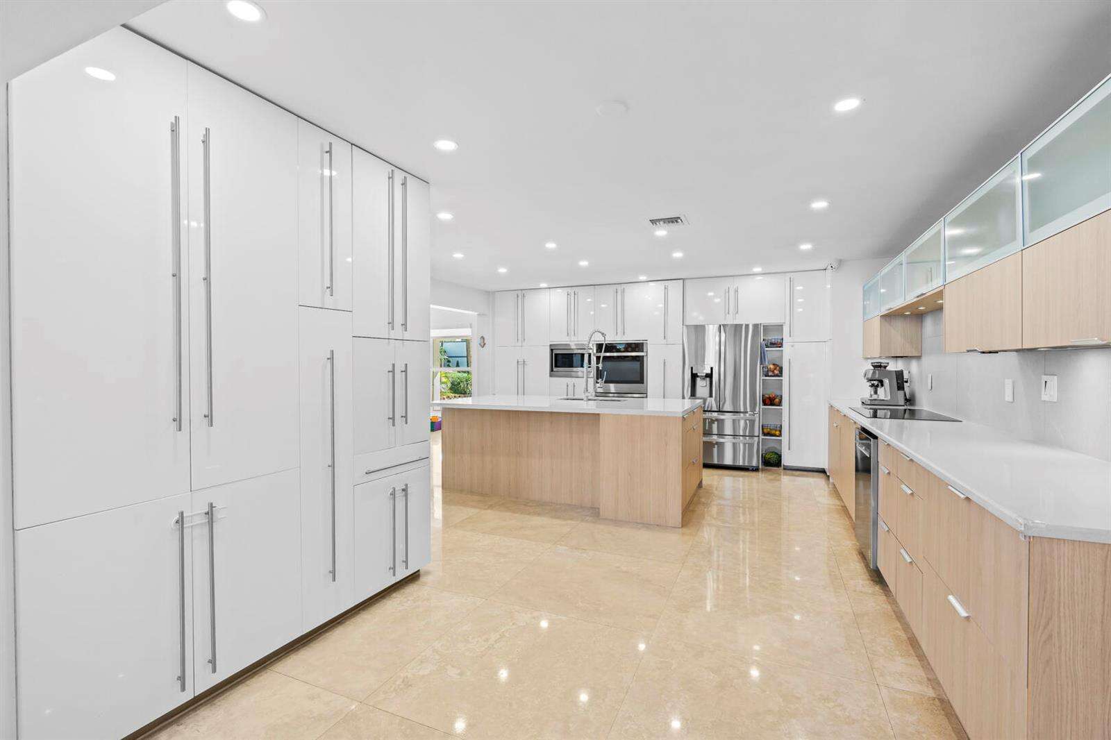 3870 31st, Hollywood, FL 33021 - For Sale photo 10