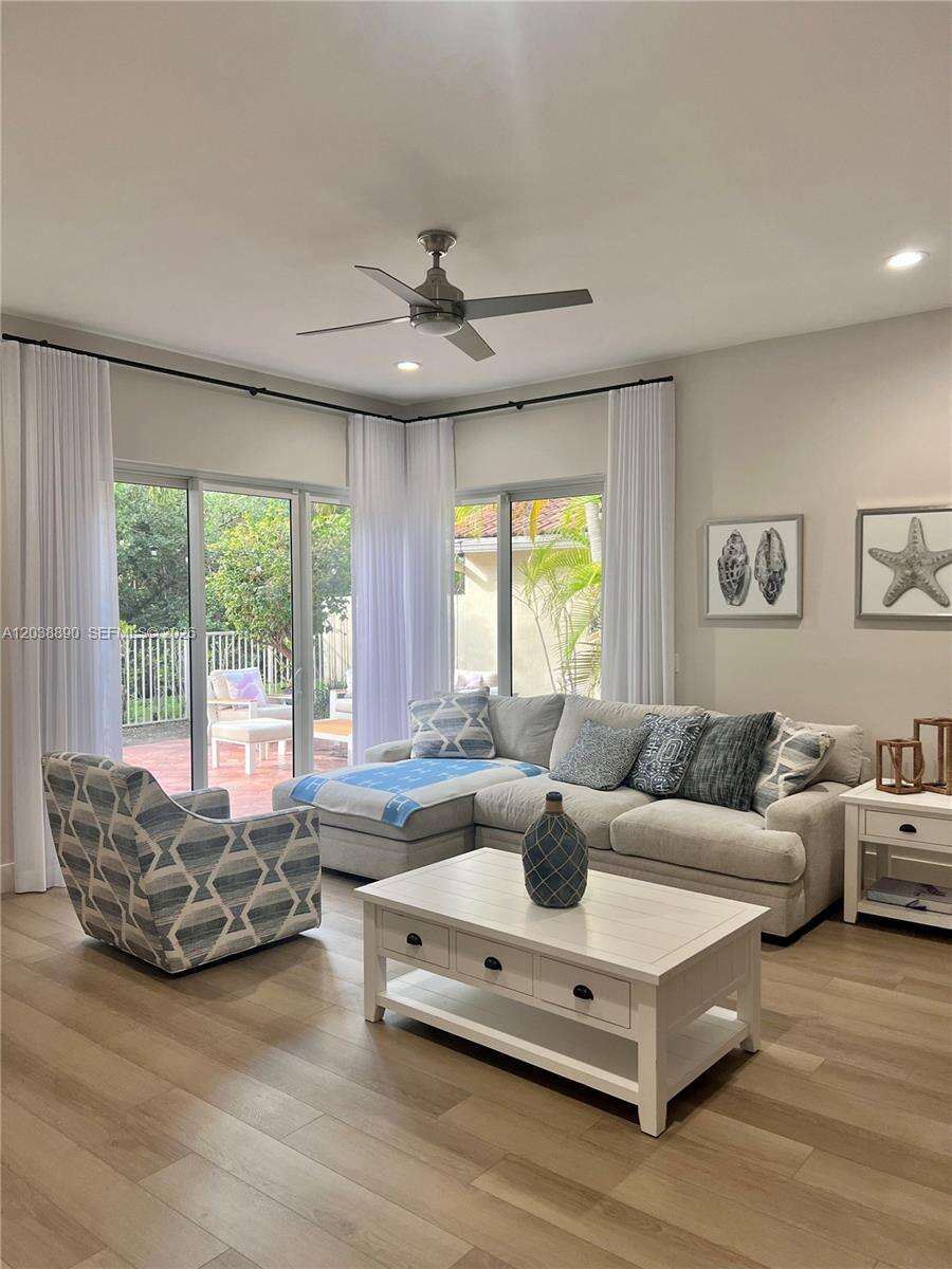 1480 Sweetbay Way, Hollywood, FL 33019 - For Sale photo 2