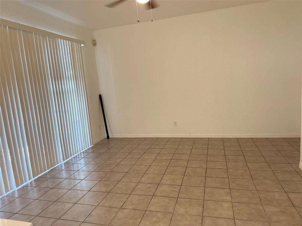 2927 Bogota, Hollywood, FL 33026 - For Sale photo 33