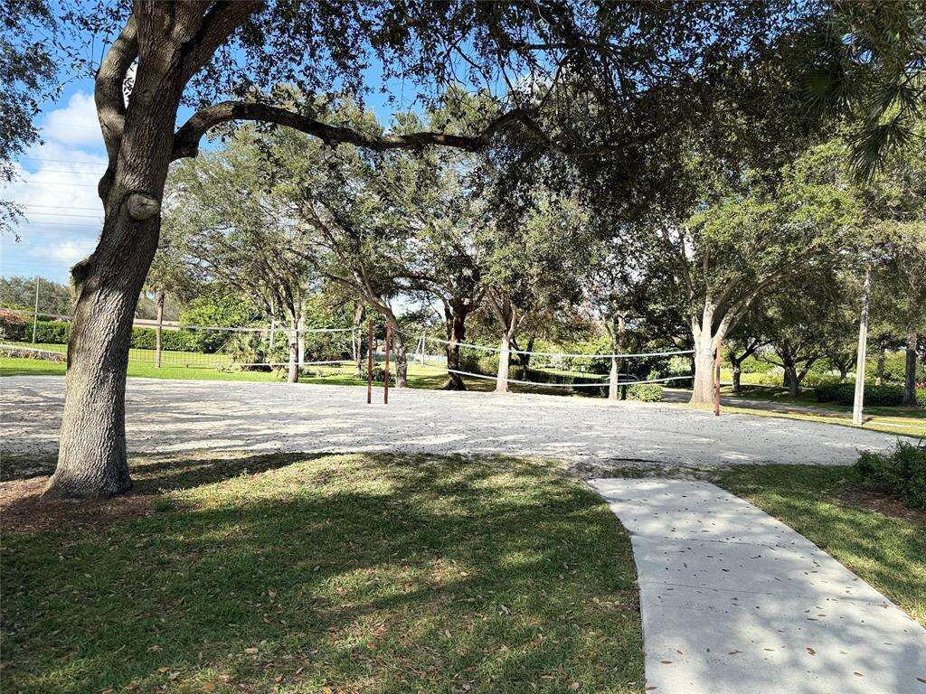 2927 Bogota, Hollywood, FL 33026 - For Sale photo 37