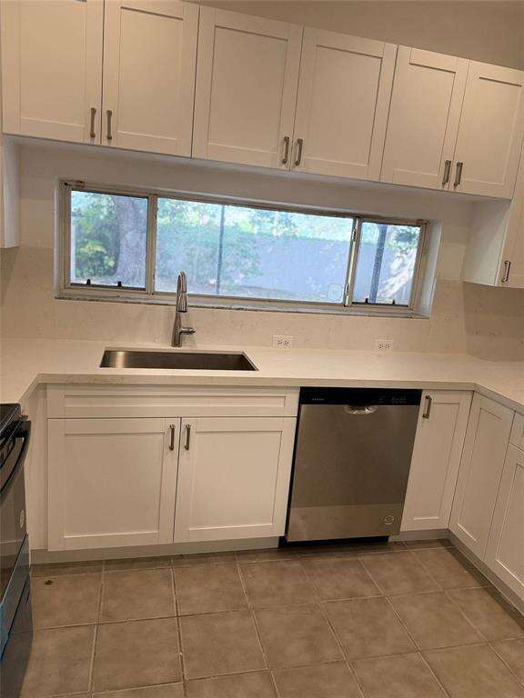 2927 Bogota, Hollywood, FL 33026 - For Sale photo 5