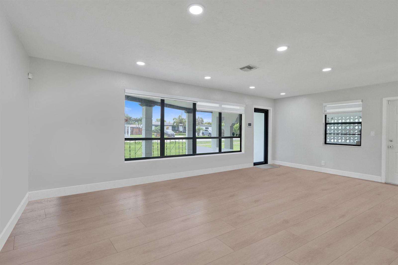 1054 Wyoming, Fort Lauderdale, FL 33312 - For Sale photo 3