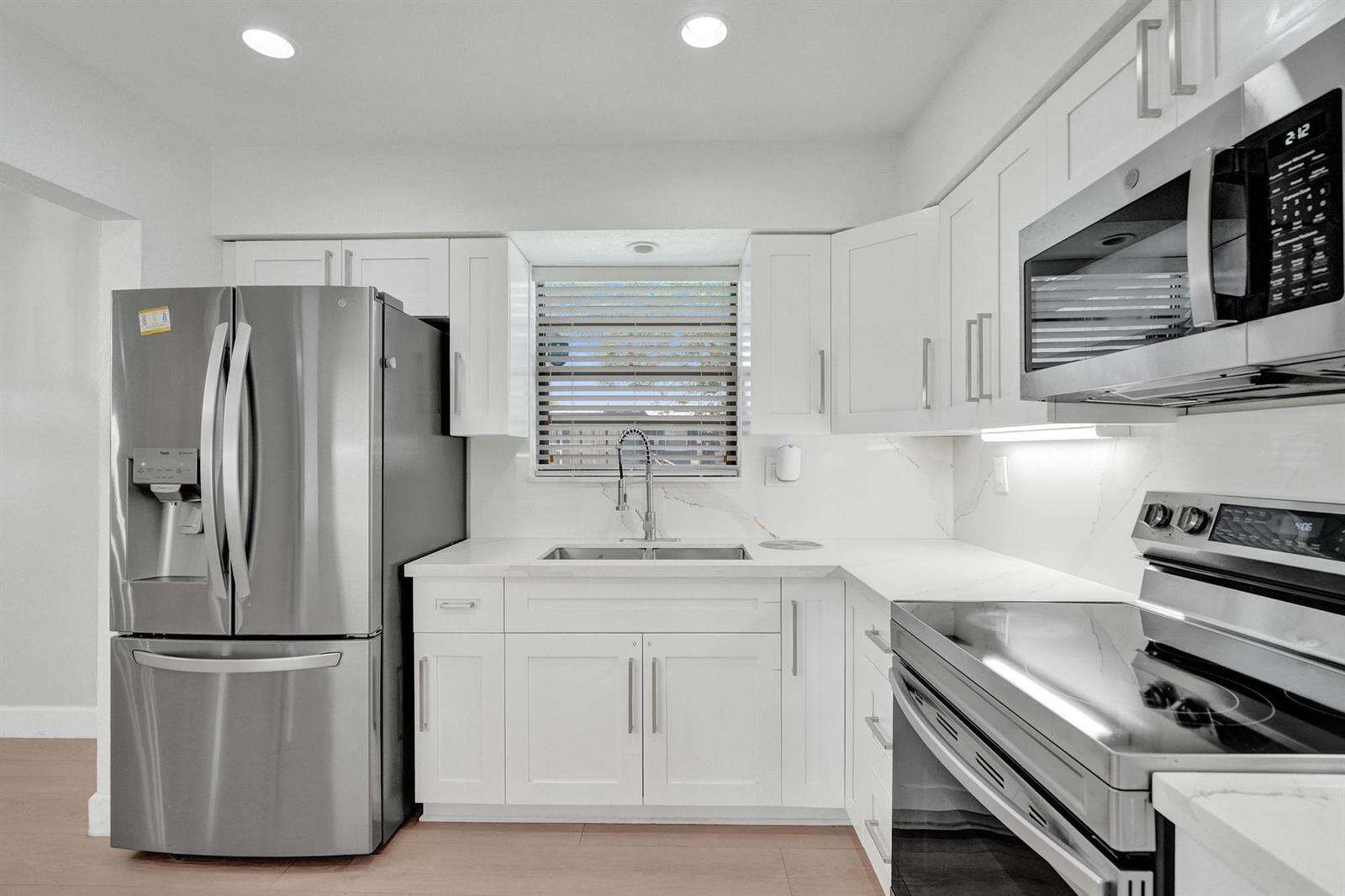 1054 Wyoming, Fort Lauderdale, FL 33312 - For Sale photo 6