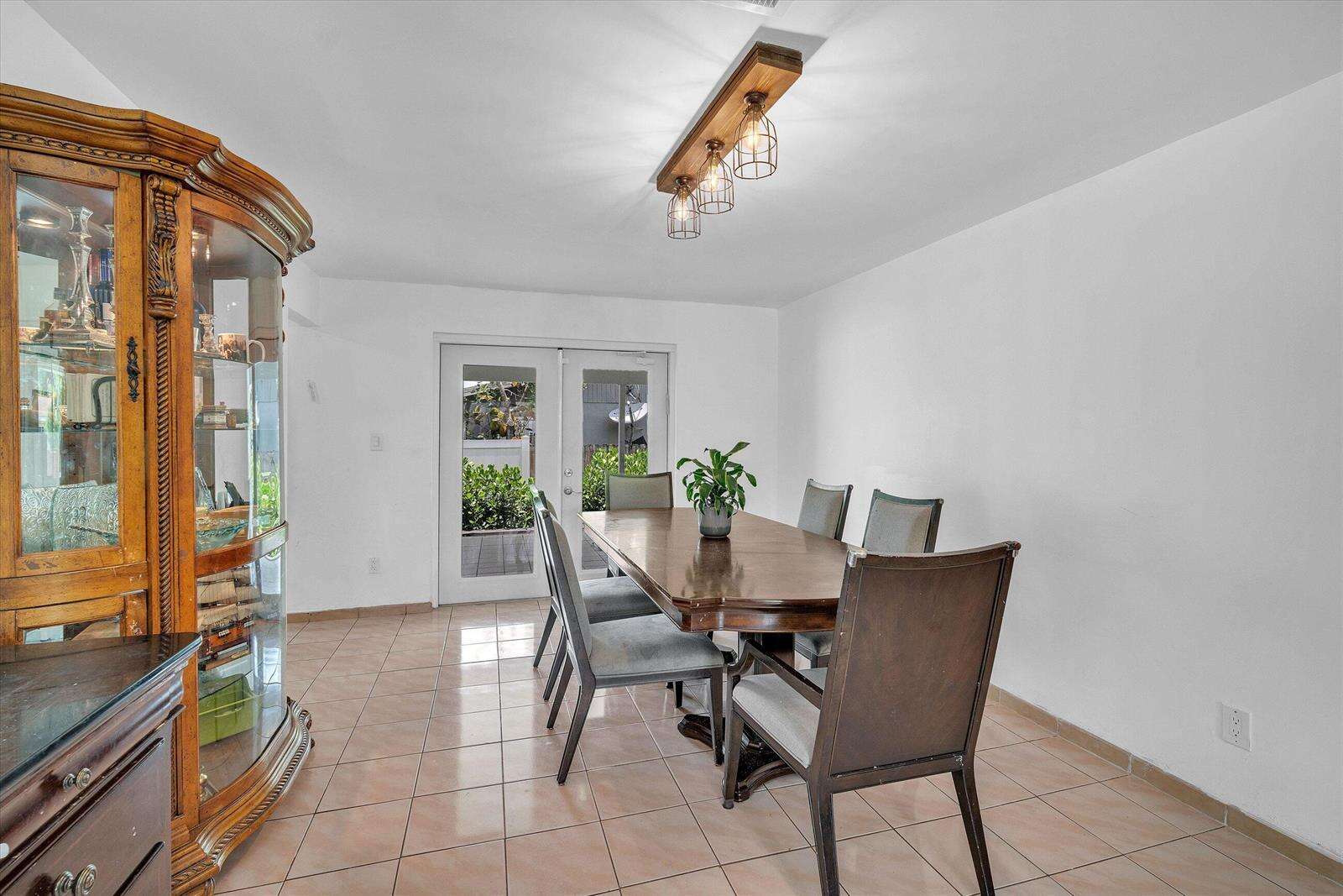 7321 Cody, Hollywood, FL 33024 - For Sale photo 6