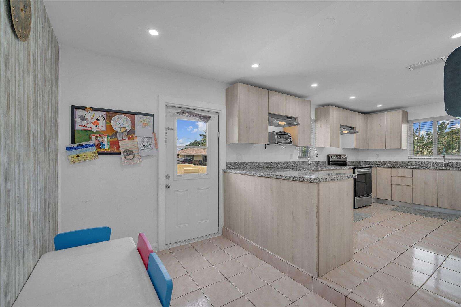 7321 Cody, Hollywood, FL 33024 - For Sale photo 7