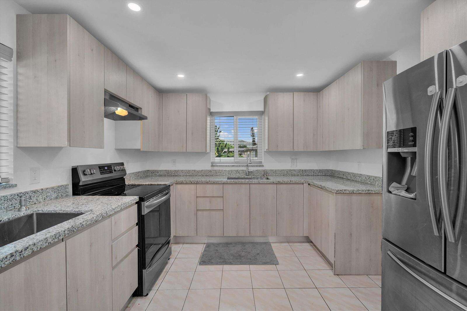 7321 Cody, Hollywood, FL 33024 - For Sale photo 8