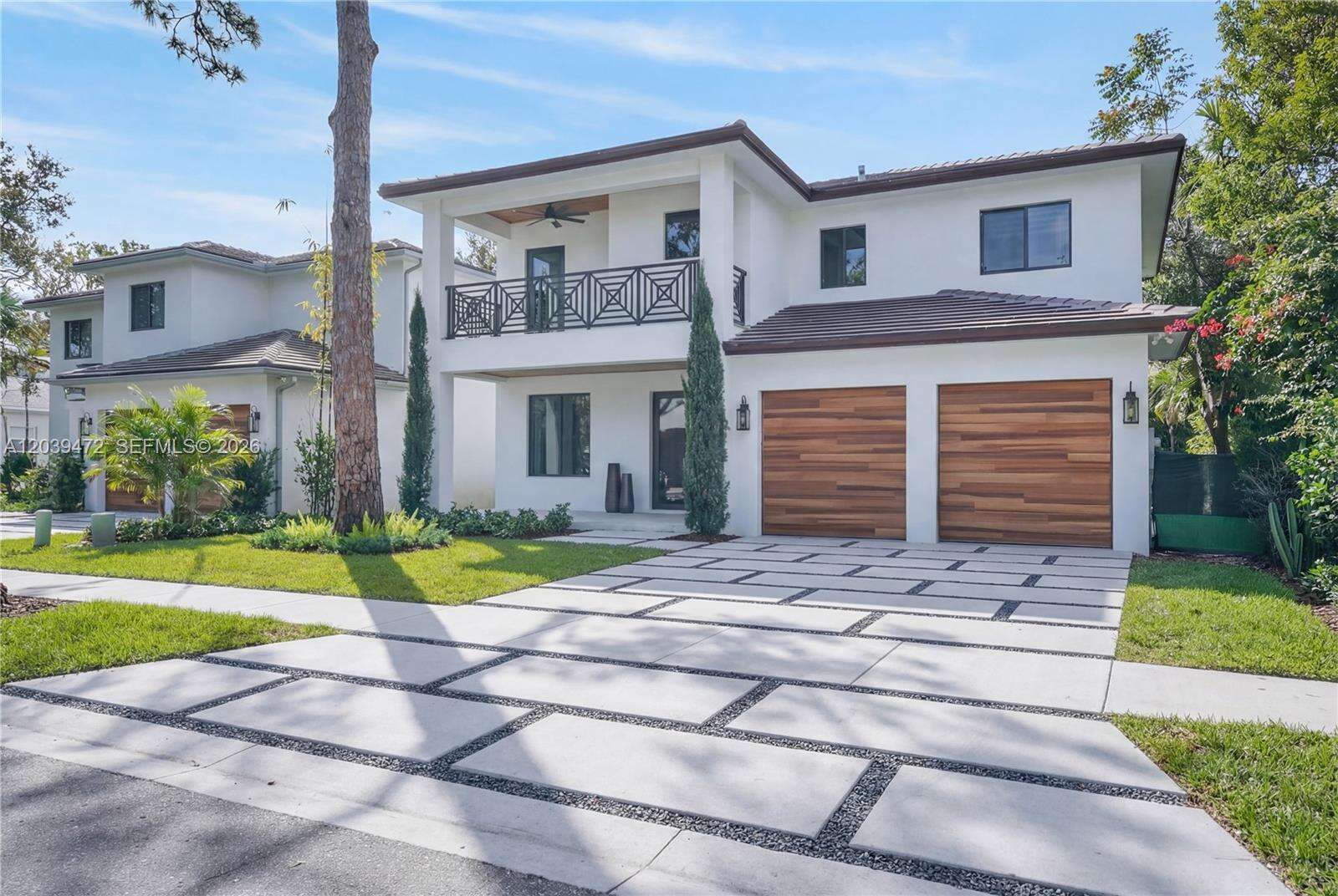 7212 52nd Ct, Miami, FL 33143 - For Sale photo 2