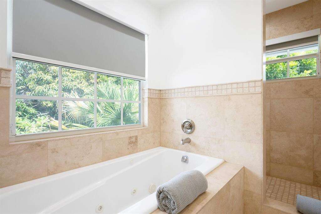 1940 Harbourview, Fort Lauderdale, FL 33316 - For Sale photo 23
