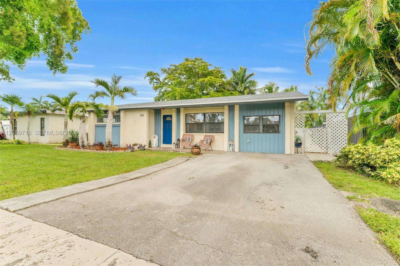 551 99th Way, Pembroke Pines, FL 33024 - For Sale photo 2