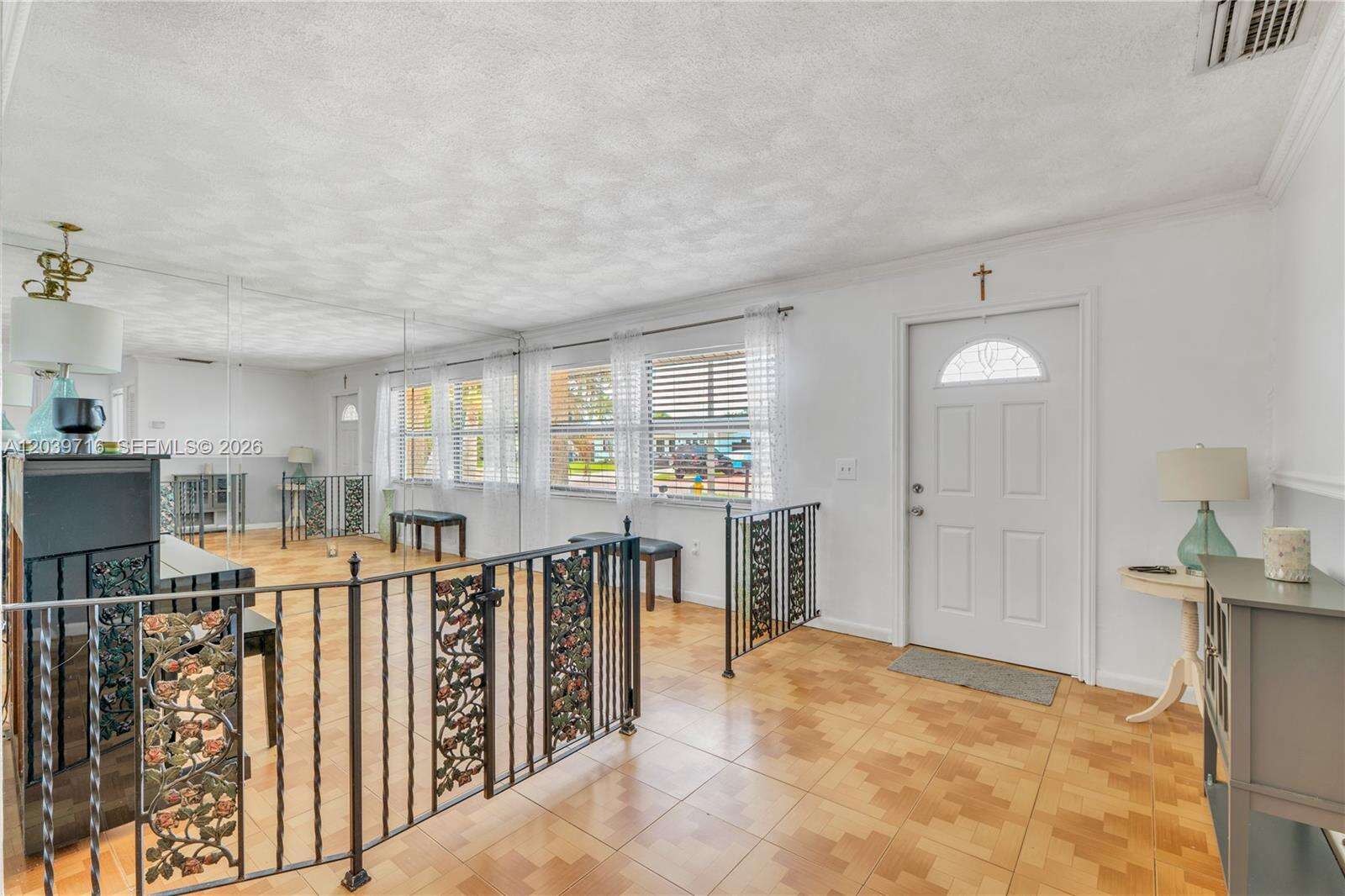 551 99th Way, Pembroke Pines, FL 33024 - For Sale photo 16