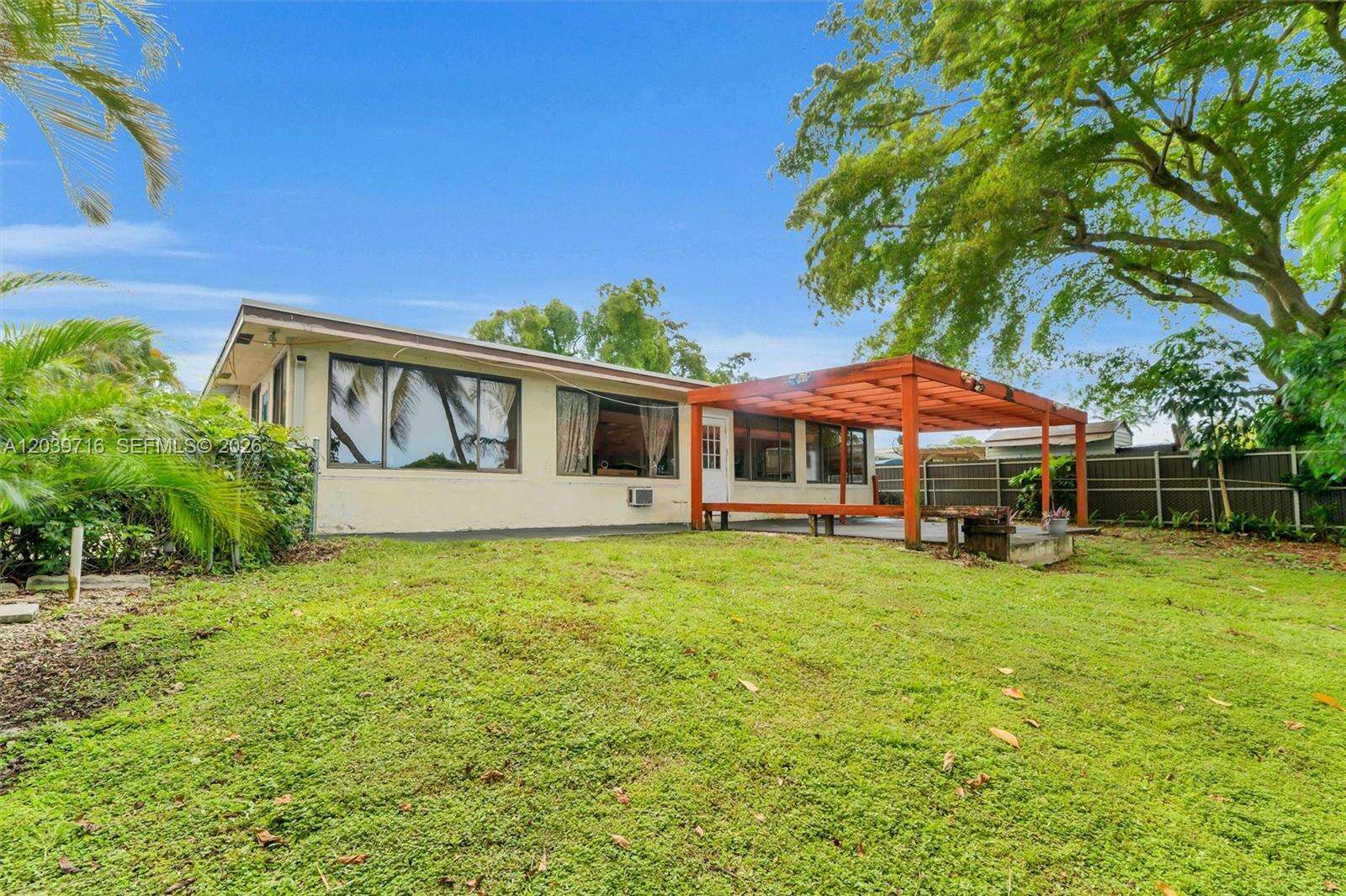 551 99th Way, Pembroke Pines, FL 33024 - For Sale photo 5