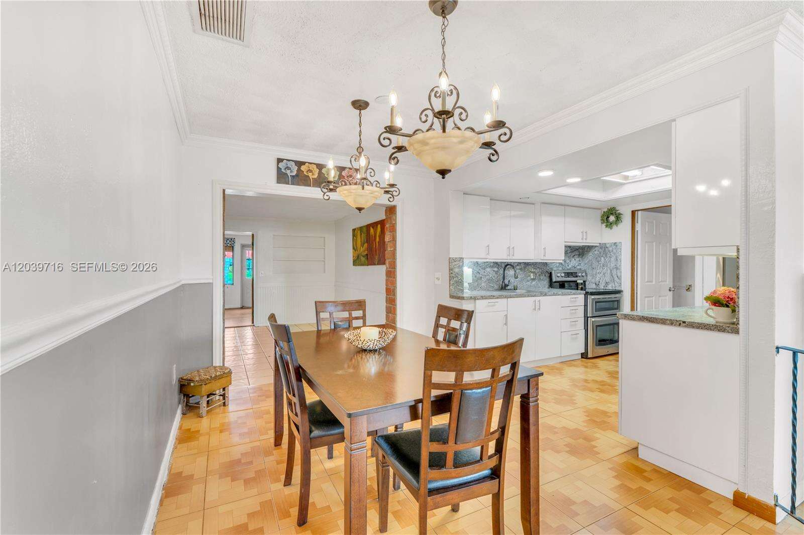 551 99th Way, Pembroke Pines, FL 33024 - For Sale photo 8