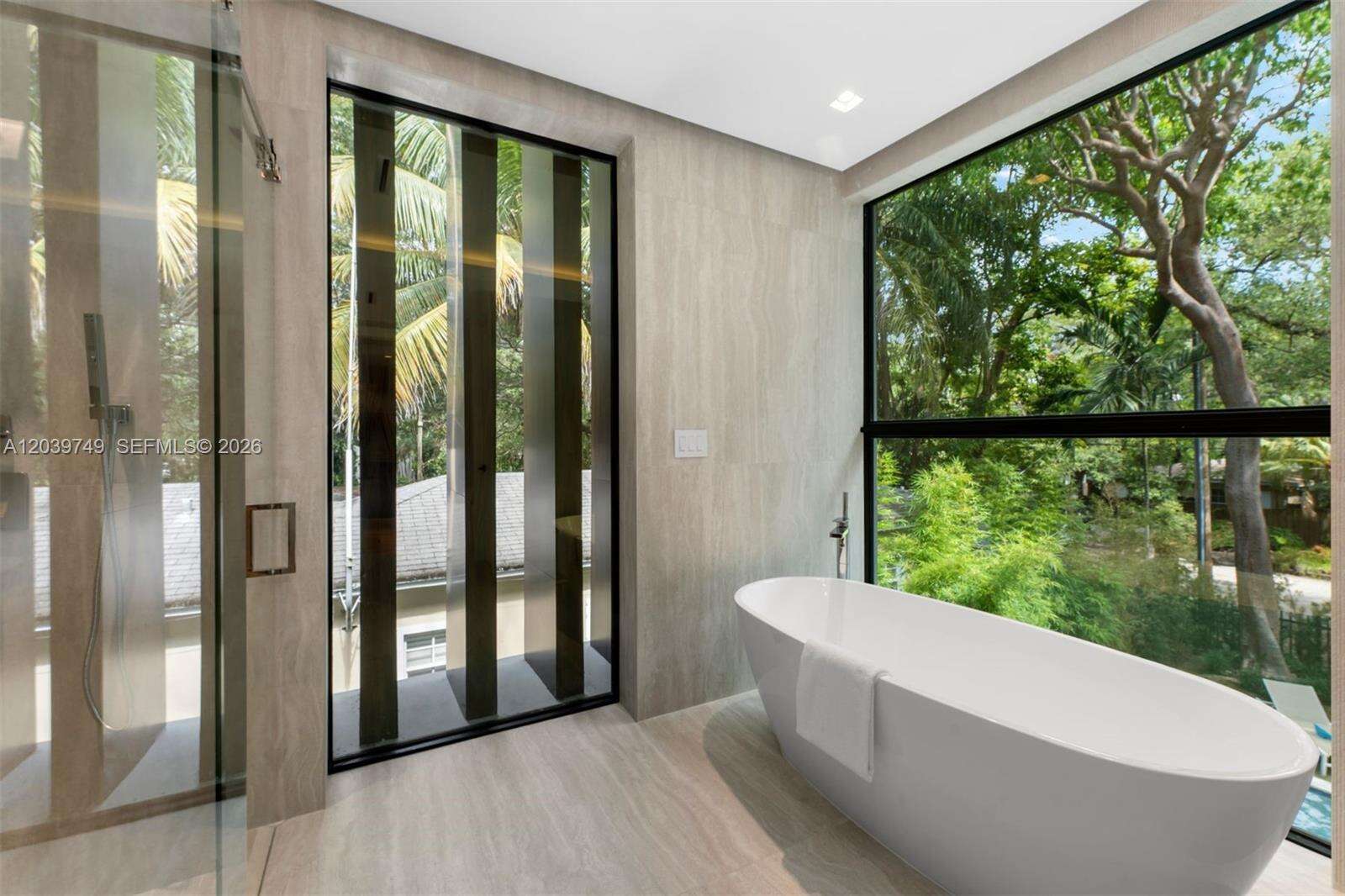 3579 Avocado Ave, Miami, FL 33133 - For Sale photo 14