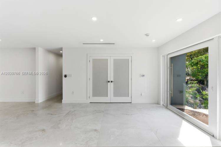 291 Shore Dr E, Miami, FL 33133 - For Sale photo 104