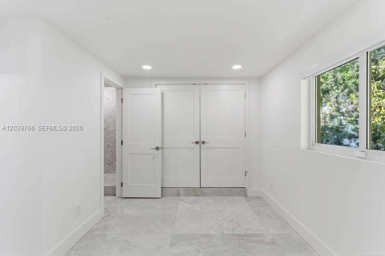 291 Shore Dr E, Miami, FL 33133 - For Sale photo 21