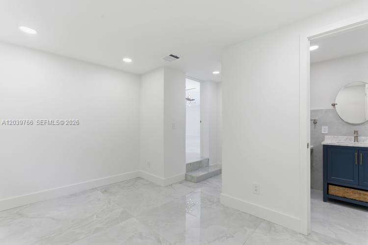 291 Shore Dr E, Miami, FL 33133 - For Sale photo 25