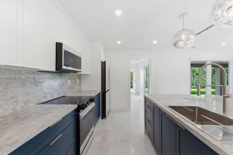 291 Shore Dr E, Miami, FL 33133 - For Sale photo 97