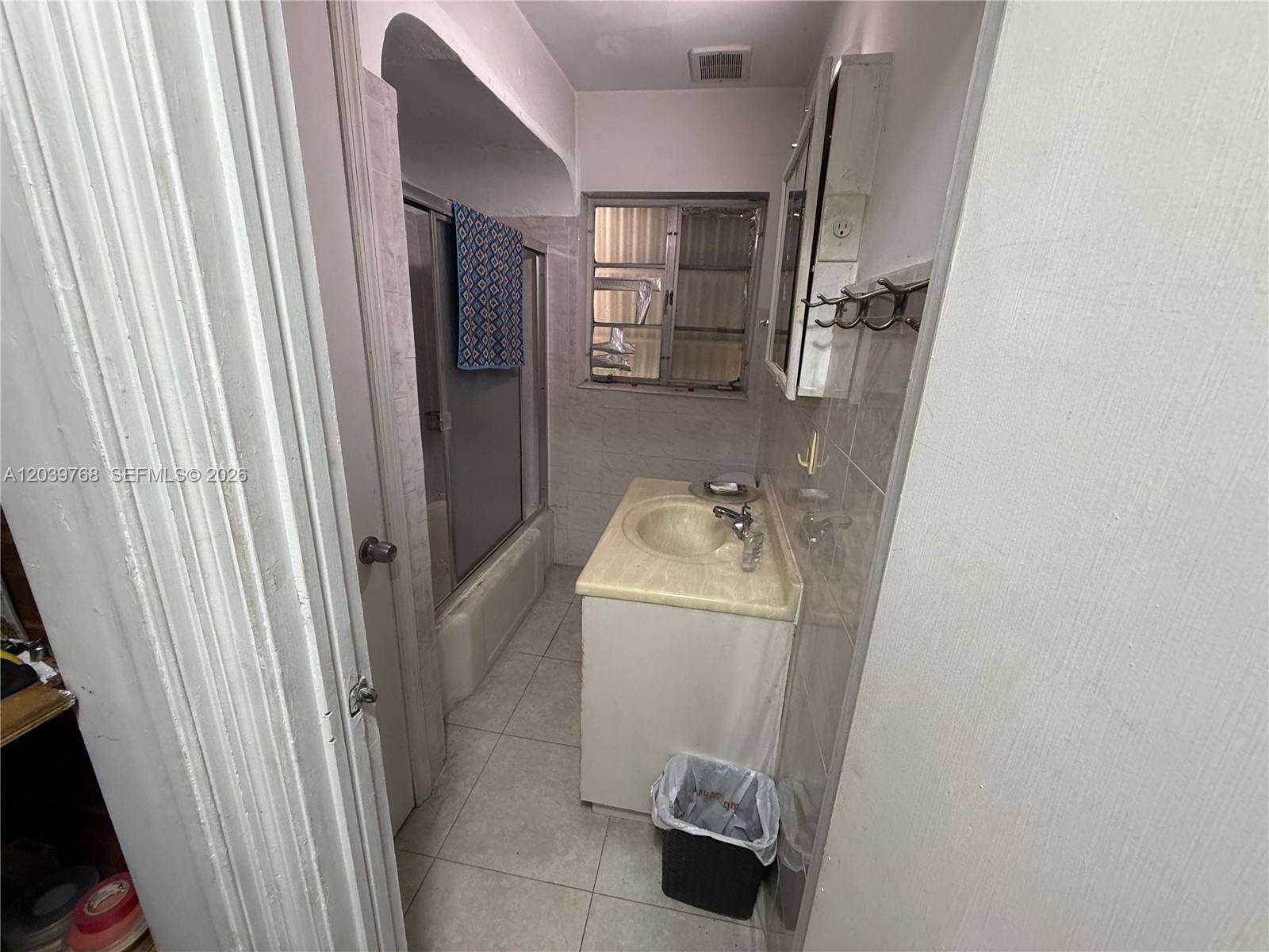 2447 Arthur St, Hollywood, FL 33020 - For Sale photo 4