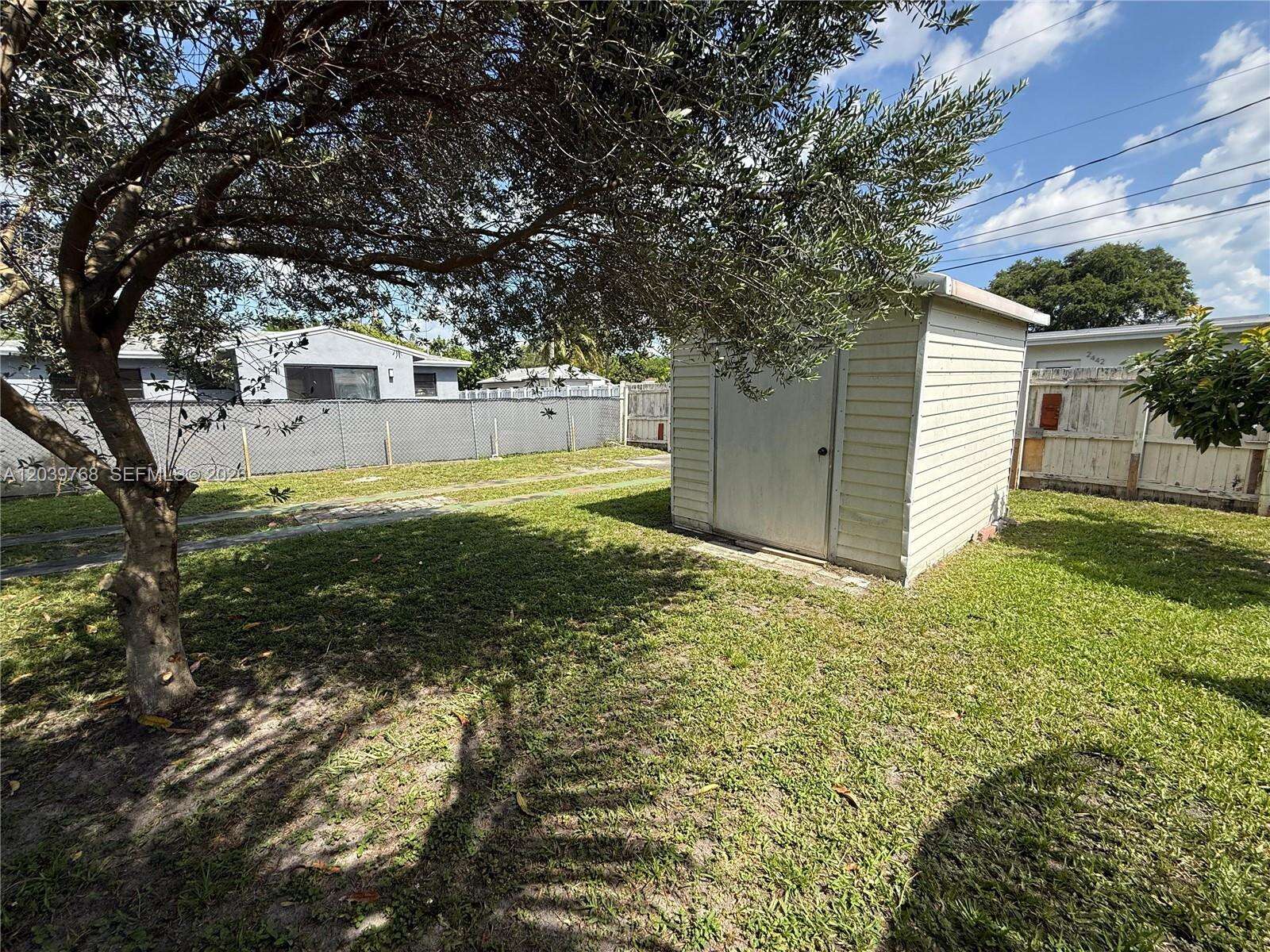 2447 Arthur St, Hollywood, FL 33020 - For Sale photo 6