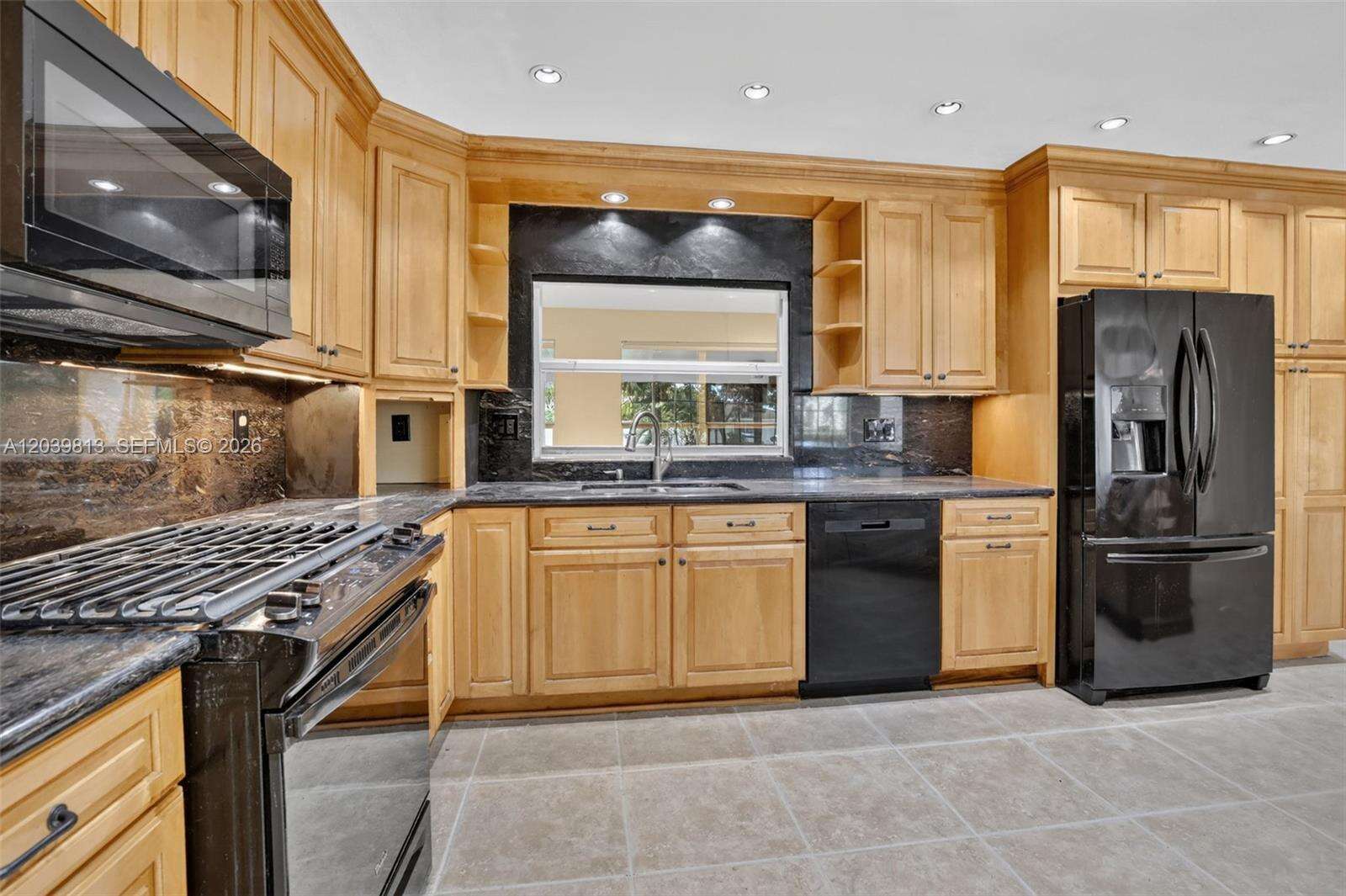 5511 Taylor St, Hollywood, FL 33021 - For Sale photo 3