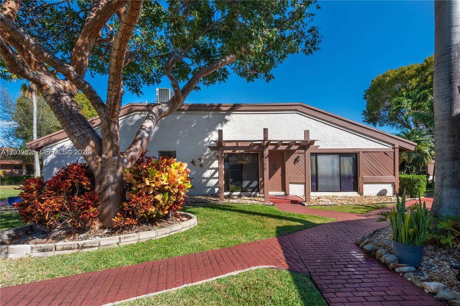 601 Leslie Dr, Hallandale Beach, FL 33009 - For Sale photo 20