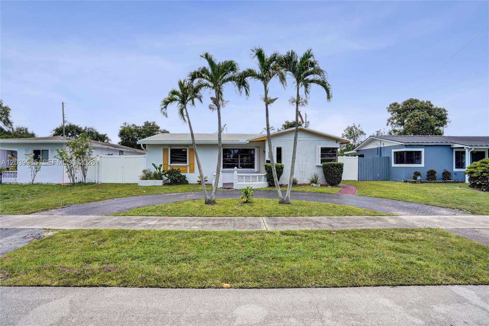 1530 73rd Ave, Hollywood, FL 33024 - Pending Sale photo 1