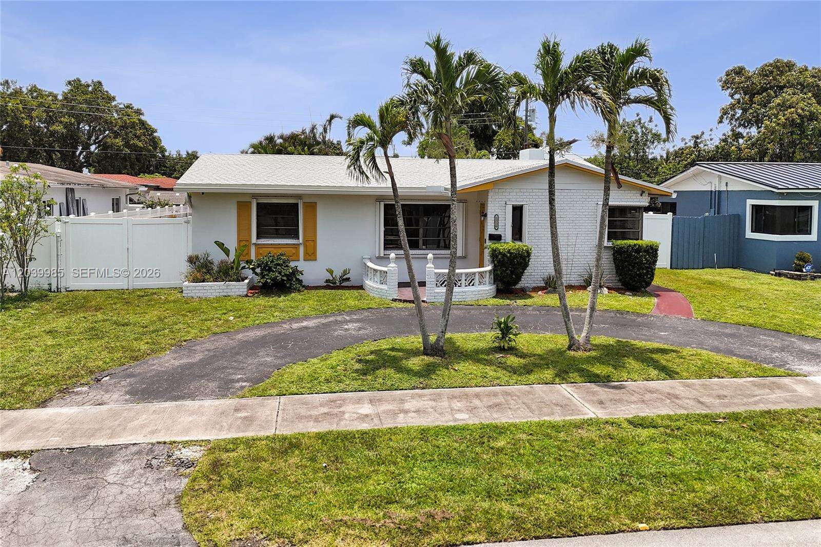 1530 73rd Ave, Hollywood, FL 33024 - Pending Sale photo 3