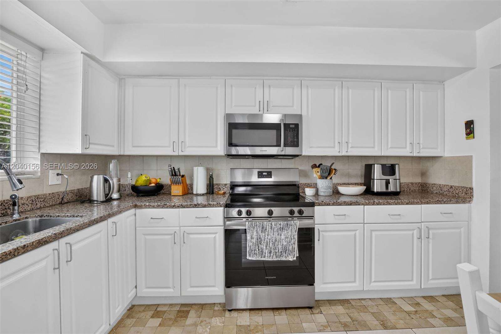 2220 40th Ave, Hollywood, FL 33021 - For Sale photo 13